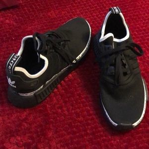 Adidas tennis shoes